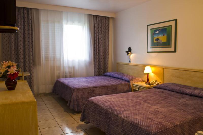 Wembley Inn Hotel Убатуба Экстерьер фото